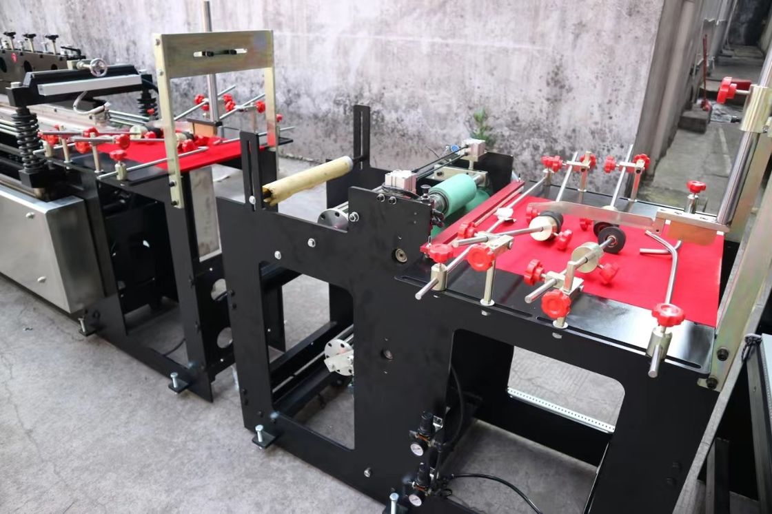 Touch Screen Center Seal Pouch Making Machine 250 Bags Per Minute