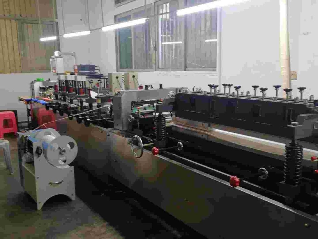 40KW Seven Servos Standing Pouch Making Machine For Medicine Liquid Spout