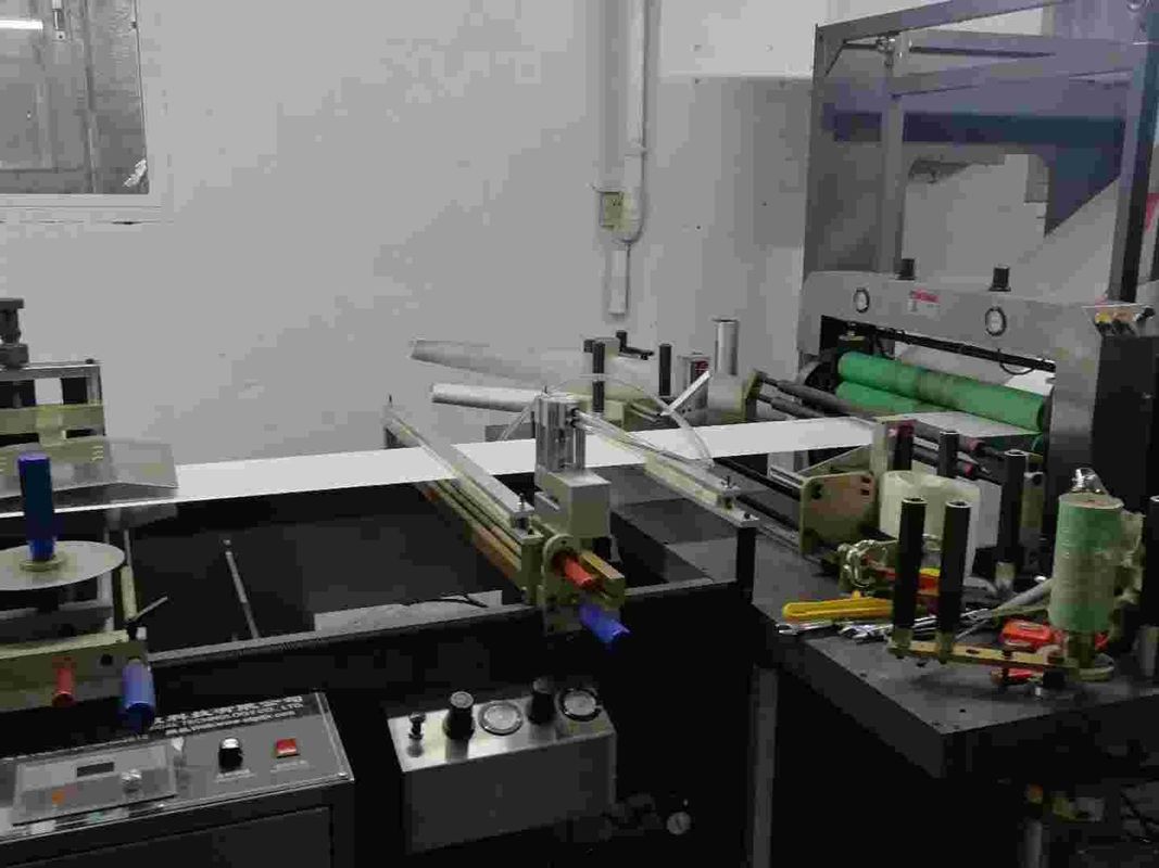 40KW Seven Servos Standing Pouch Making Machine For Medicine Liquid Spout